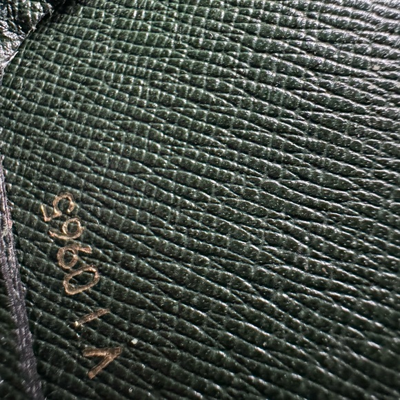 Louis Vuitton Taiga Baikal Green Clutch/Wristlet - Picture 9 of 9